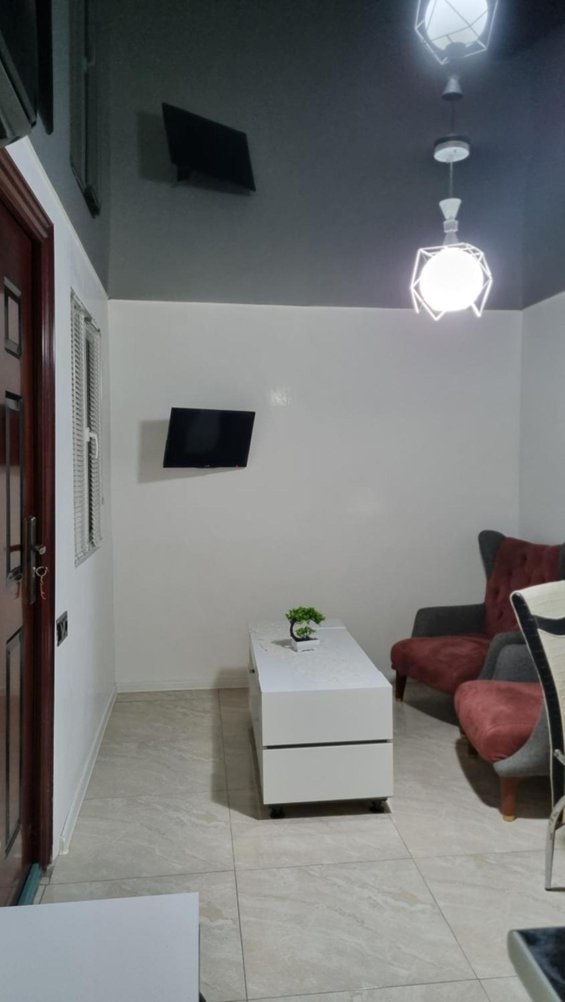 Anna'S Apartment Batumi Exterior photo